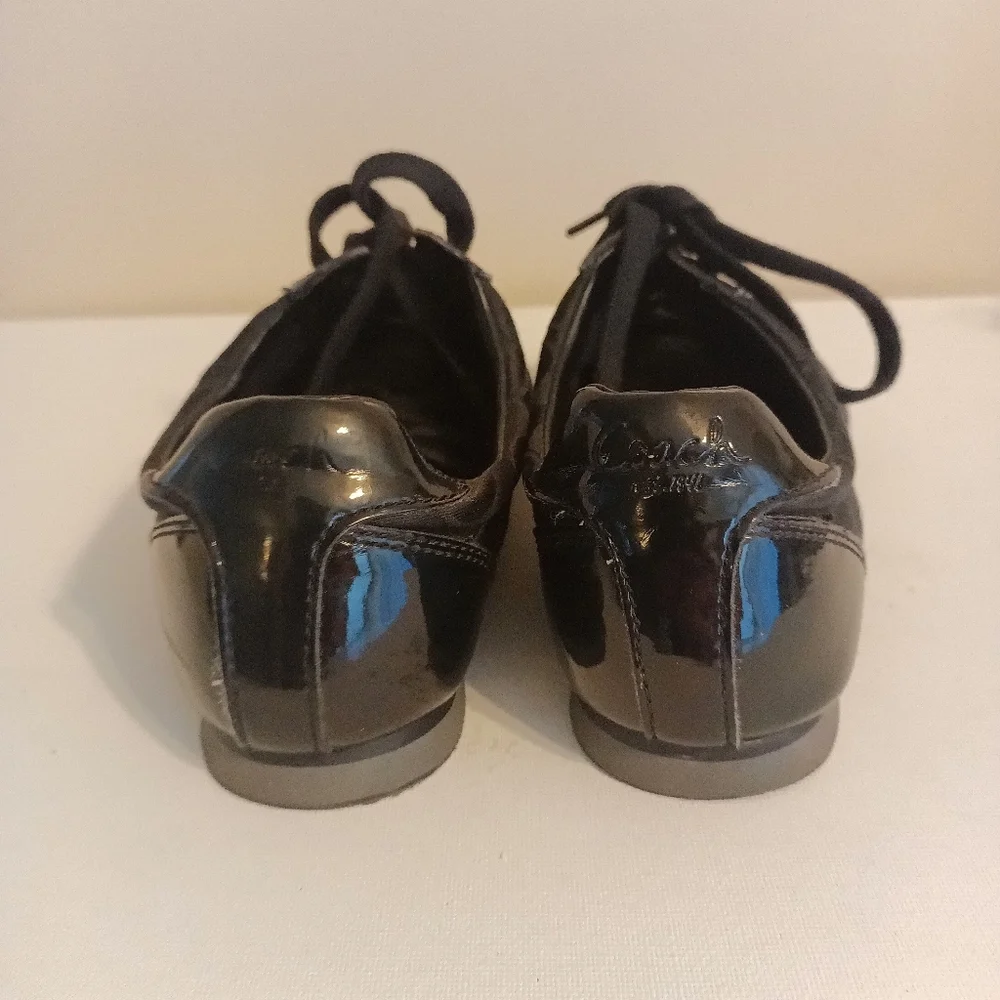 Coach Kingsley Signature C size 8 black women's